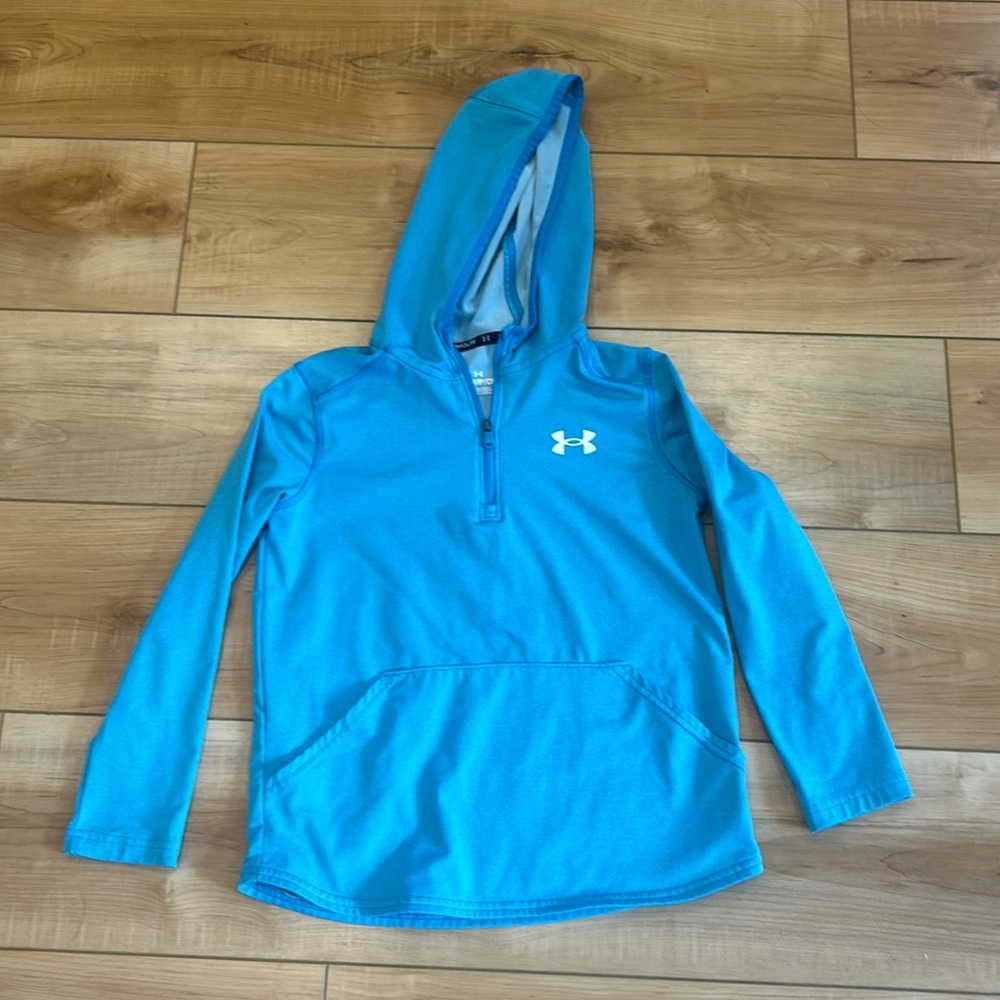 UA Long sleeve in Excellent Condition